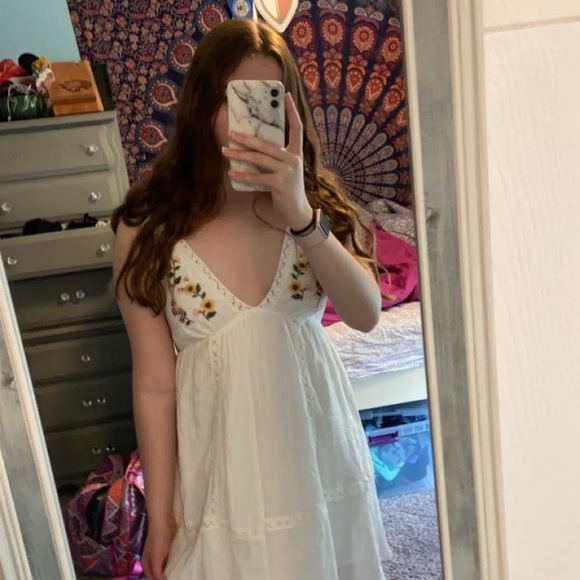 Meet your Posher, Brenna - Picture 3 of 3